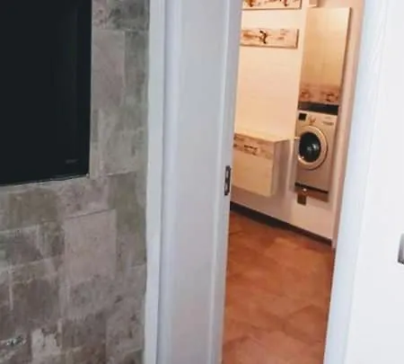 بيت للعطل Aleksandar House *