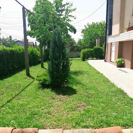 Aleksandar House * Marinka