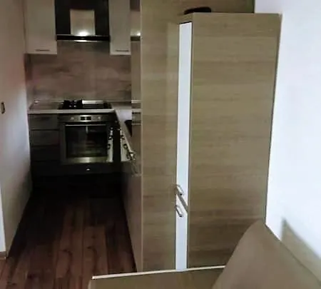 Aleksandar House * Marinka